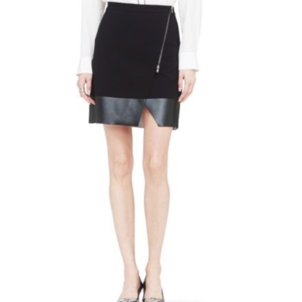 Club Monaco Faux Leather Trim Black Skirt SZ 8